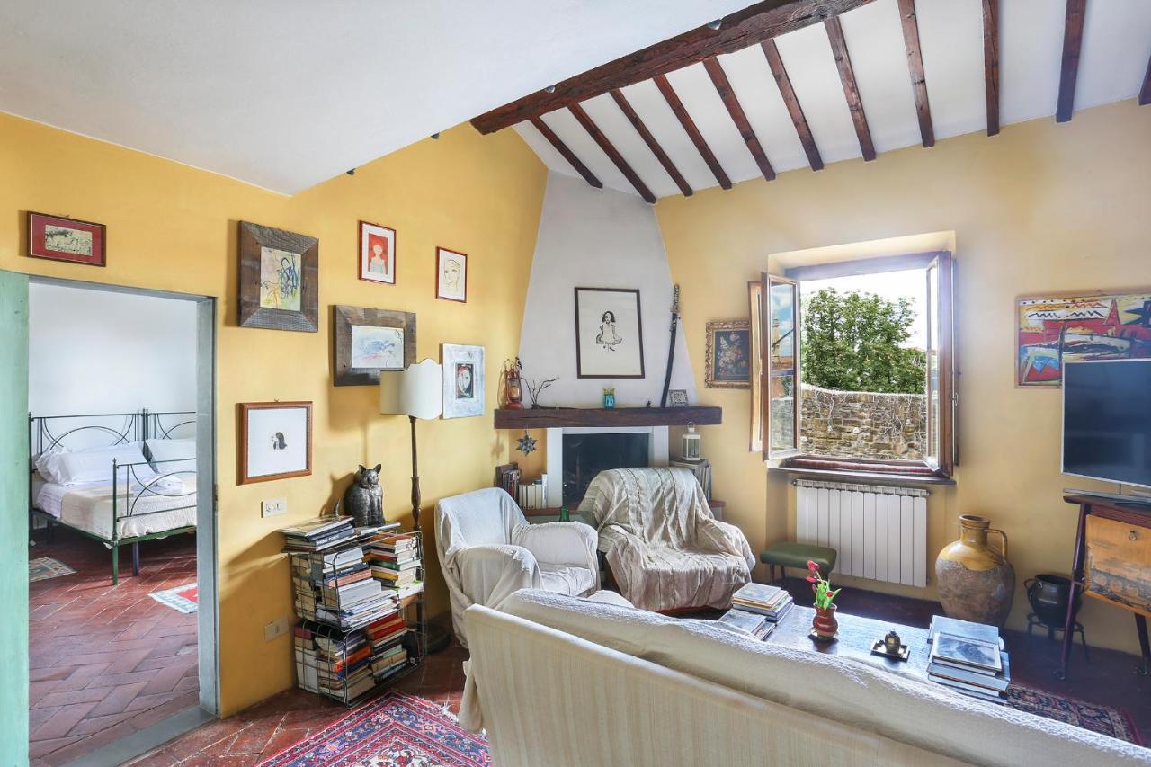 A Postcard View In A Vintage Apartment Firenze Esterno foto