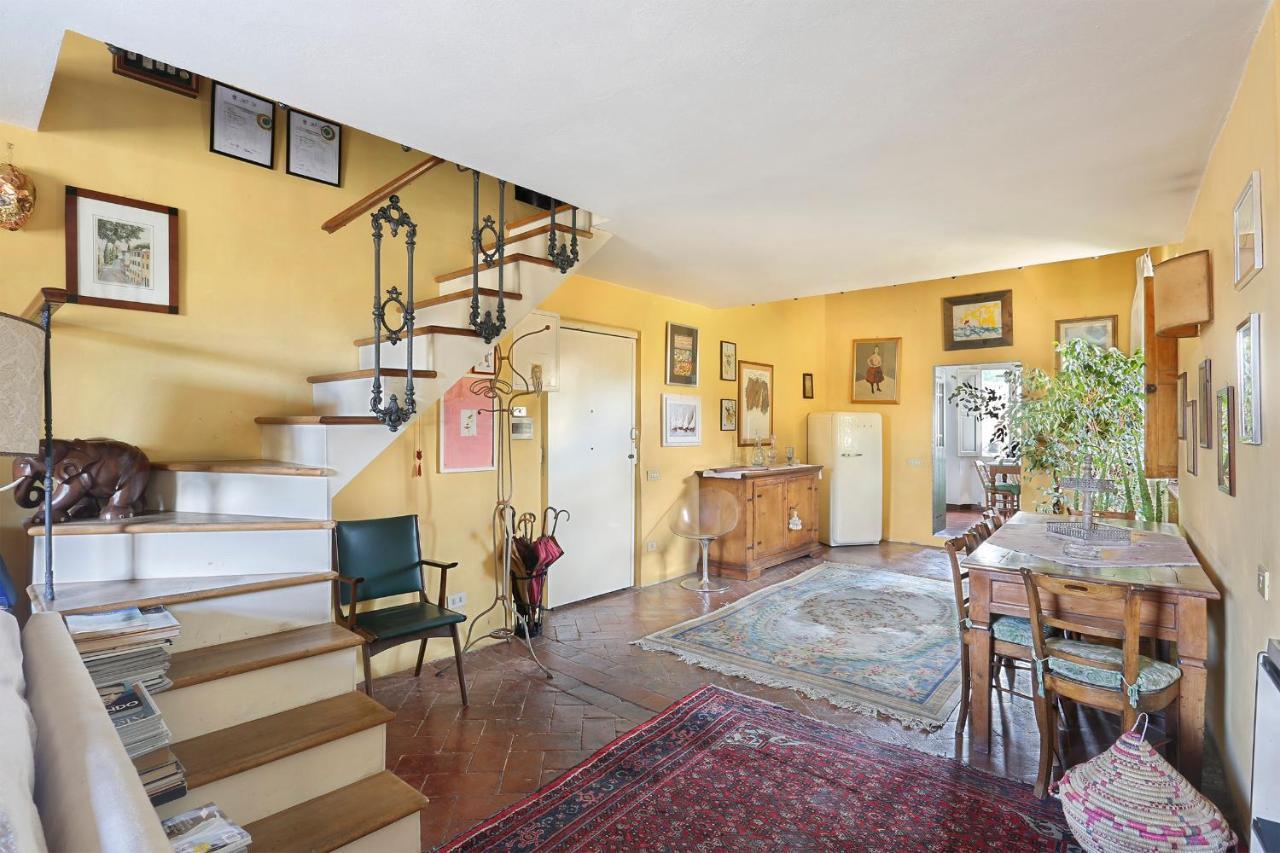 A Postcard View In A Vintage Apartment Firenze Esterno foto