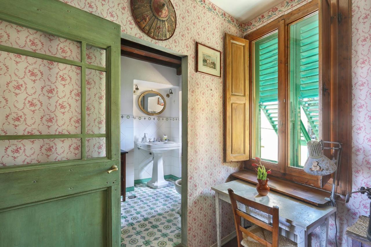 A Postcard View In A Vintage Apartment Firenze Esterno foto