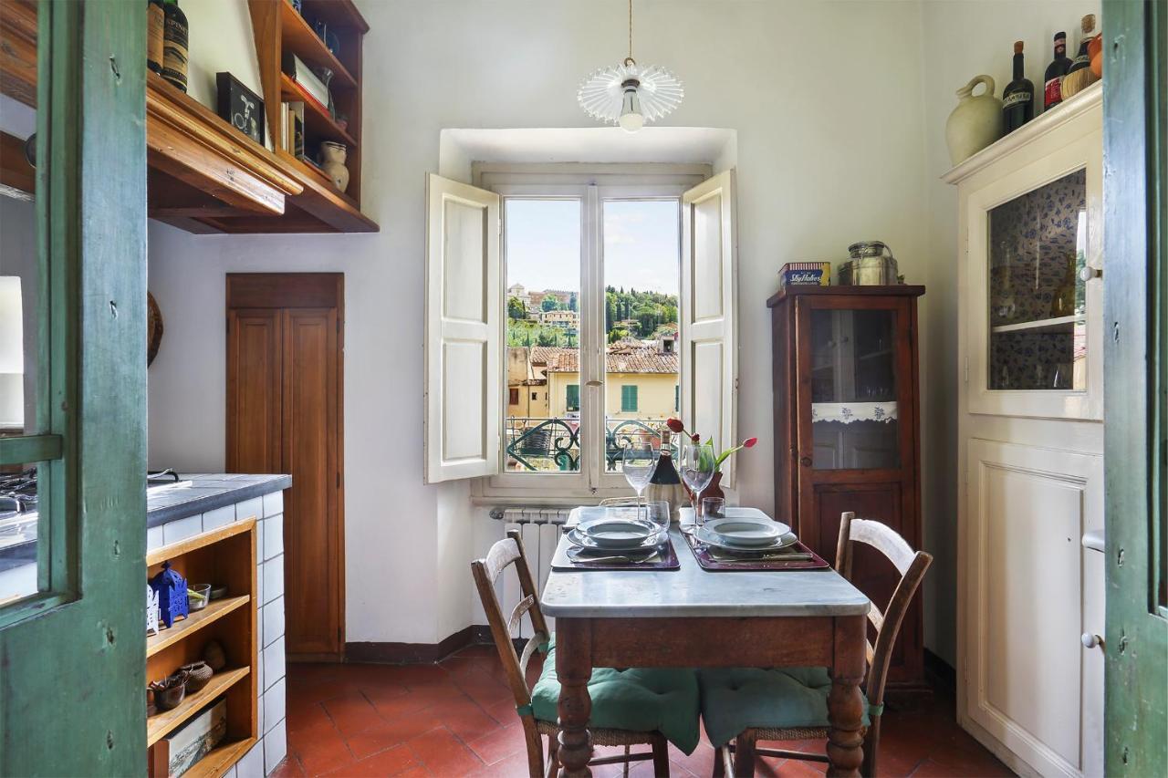 A Postcard View In A Vintage Apartment Firenze Esterno foto
